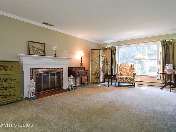 2nd image of 405 Etowah Ave