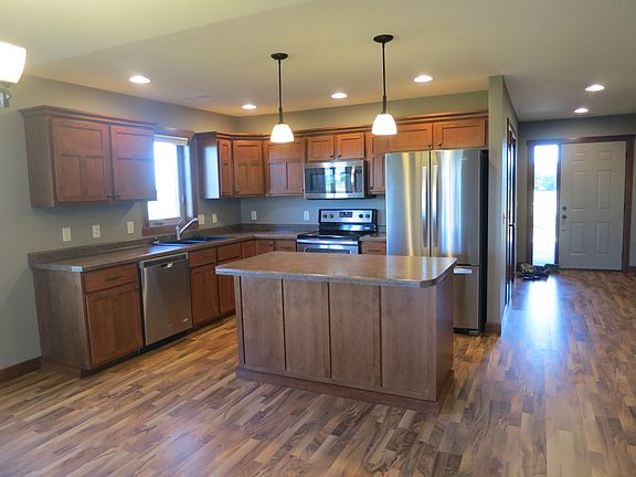 2nd image of 1727 Ducktail Ct