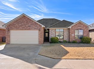 6305 93rd St, Lubbock, TX 79424
