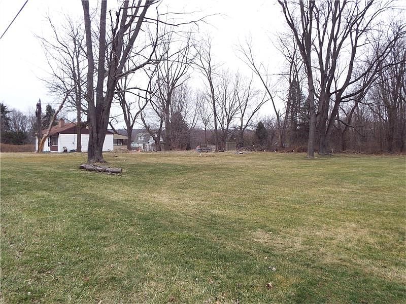Cleared and flat. Perfect for a new build or manufactured home!