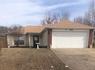 1541 Prairie St, Springdale, AR 72764