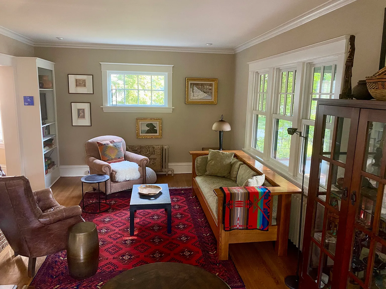 4 bed, 2300 sqft, $3,600 — Photo 3