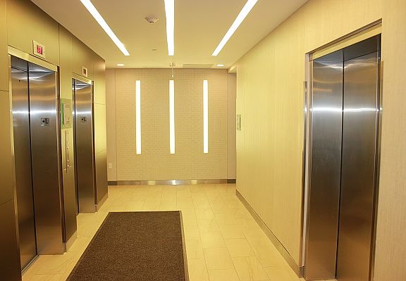 4th image of 121 Parkside Ave APT 7