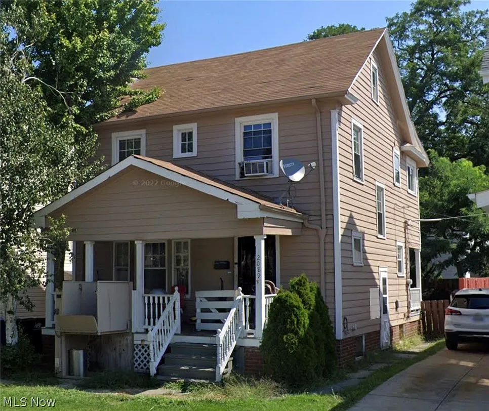 2089 Elbur Ave photo 1