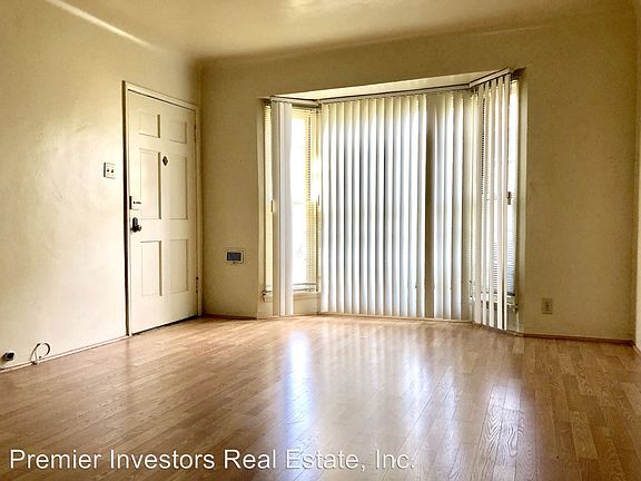 4th image of 1221 S Garfield Ave APT B