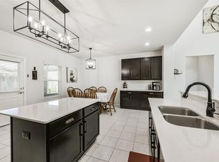 10018 Chase Ct, Baytown, TX 77521