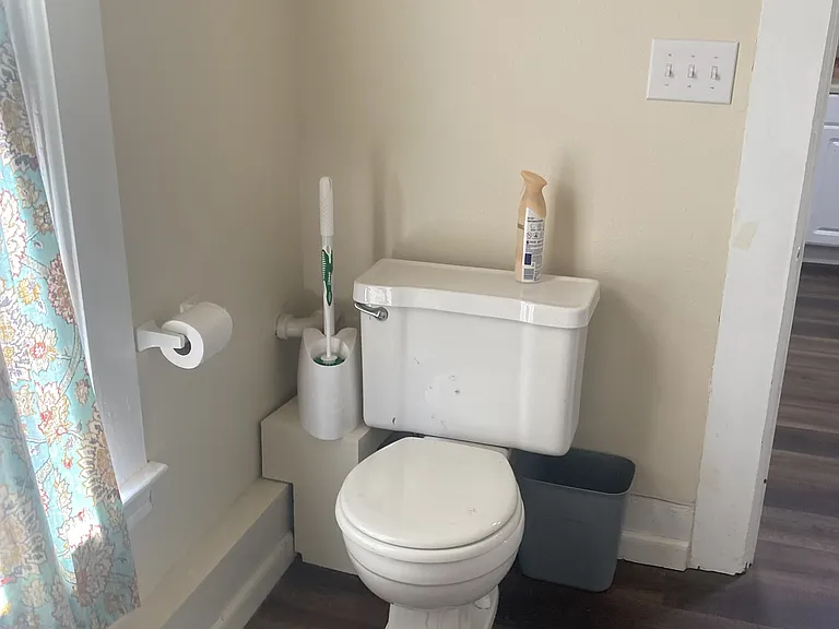 612 E Magnolia St #201 — Photo 12