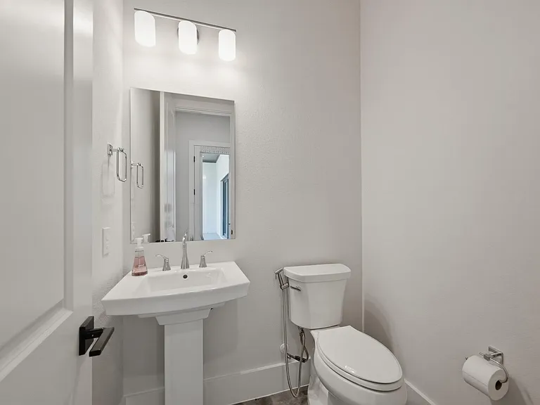 2030 Highland Moss Rd — Photo 24