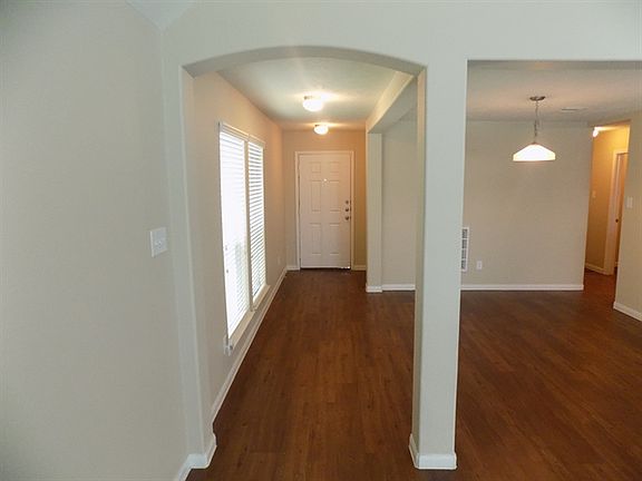 2nd image of 15467 Bammel Oaks Ct