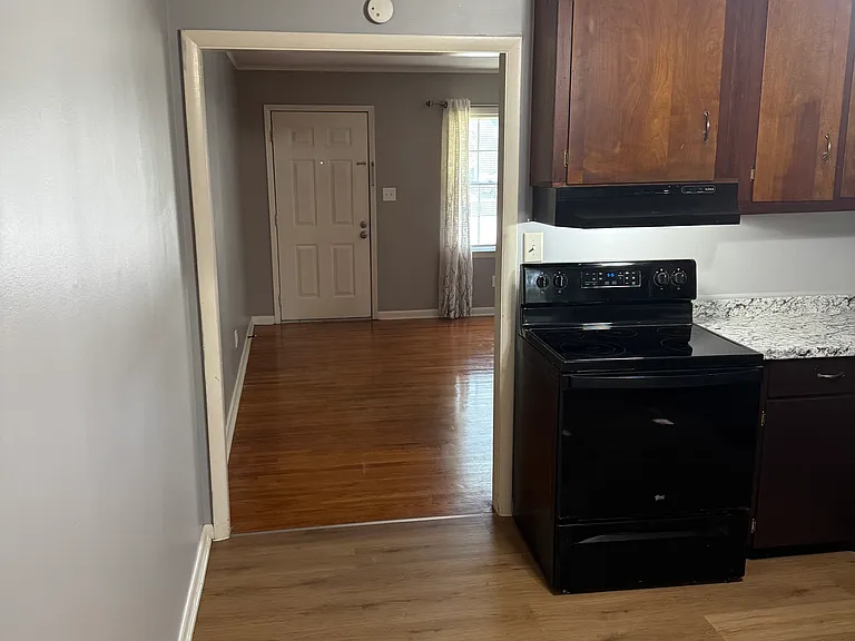 155 Normal Ave — Photo 5