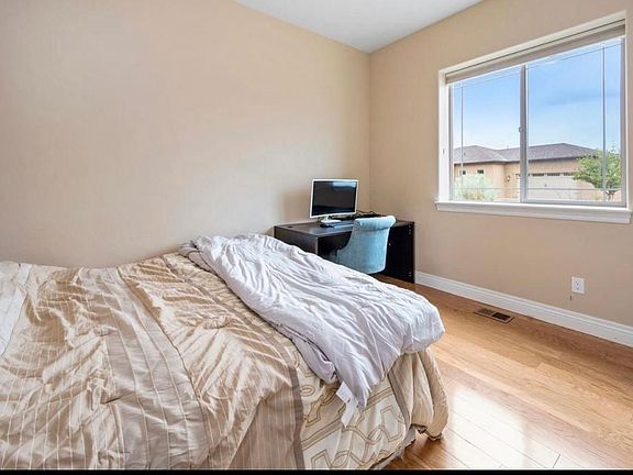 5th image of 2287 Red Vista Ct