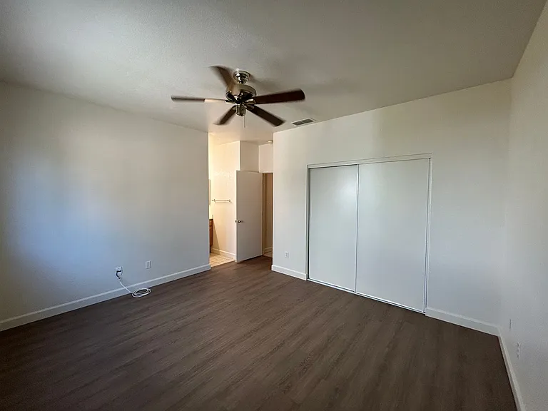 7920 Neyland Way — Photo 13