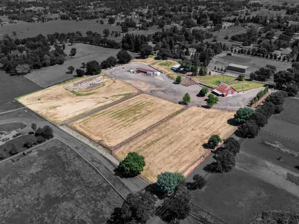 12493 Plum Ln, Wilton, CA 95693