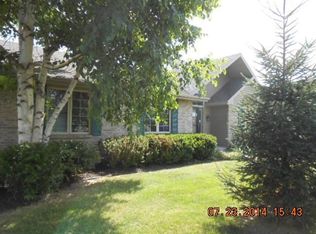 2714 Sharon Dr, Beloit, WI 53511