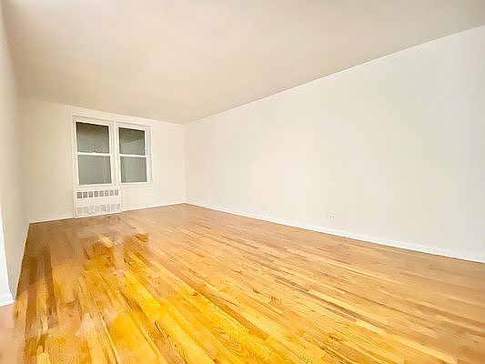 3rd image of 38-15 Bowne St #35