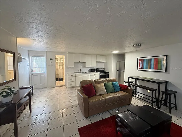 828 S Tuttle Ave #B — Photo 9