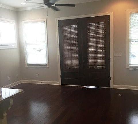 2nd image of 806 21st Ave