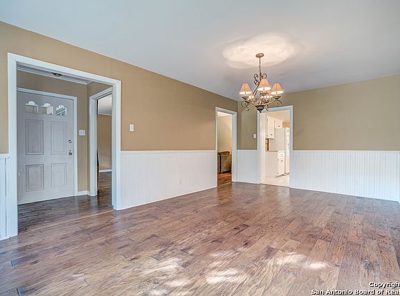 5th image of 7523 Bridgewater Dr