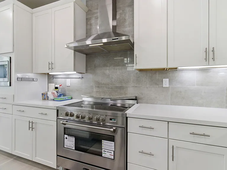 4013 Bothrin St — Photo 3