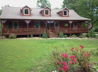 618 Ridge Top Rd, Jamestown, TN 38556