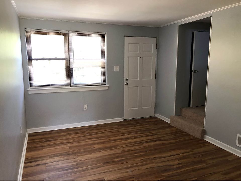 1st image of 80 Faris Cir #80