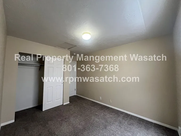 7455 S 4950 W — Photo 27