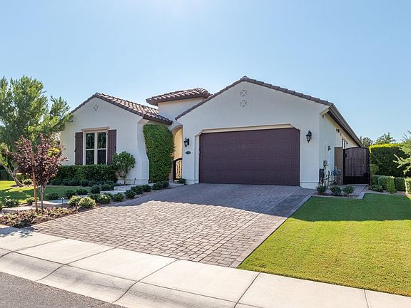 3rd image of 5311 E Palo Brea Ln