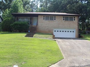 604 Denniston Ln, Adamsville, AL 35005