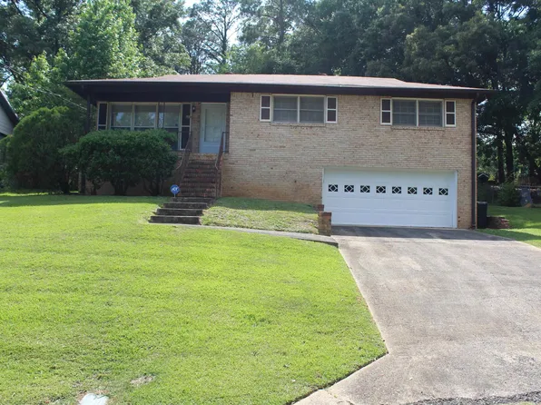 604 Denniston Ln, Adamsville, AL 35005