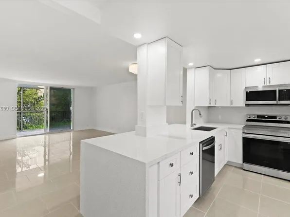 319 NE 14th Ave APT 201, Hallandale Beach, FL 33009
