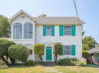1124 Lowerline St, New Orleans, LA 70118