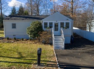 68 Upland Rd, Marlborough, MA 01752