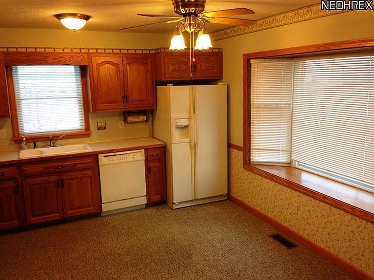 1st image of 54 Dogwood Cir