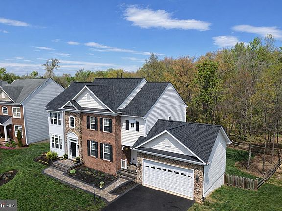 4th image of 8315 Shimmering Rock Rd