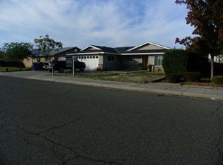 2416 Tammy Ln, Selma, CA 93662