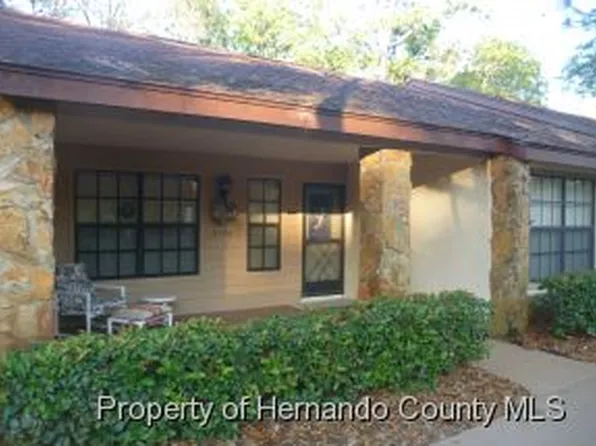 2120 Sea Pines Ct, Spring Hill, FL 34606