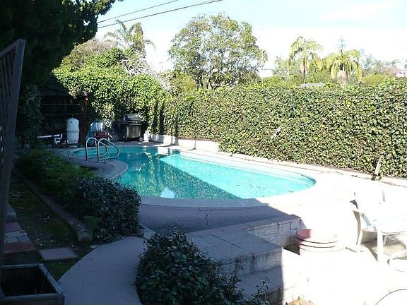 3rd image of 4579 Mataro Dr
