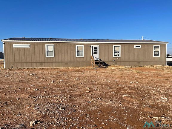 2nd image of 321 W Cottonwood Ln