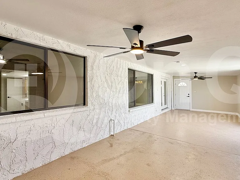 1775 N Terrace Cir — Photo 10