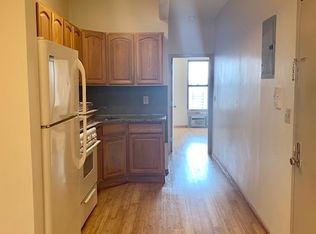 945 Grand St APT 4R, Brooklyn, NY 11211