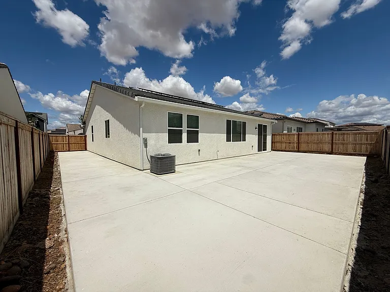 632 Rock Crest Ave — Photo 35