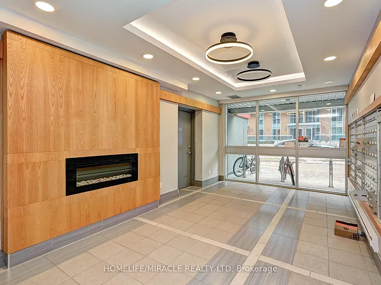 258 Sunview St #229 — Photo 6