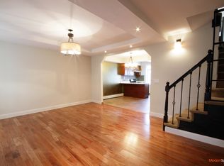 2509 Ditmars Blvd, Astoria, NY 11105