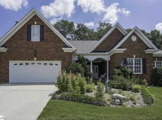 214 Banbury Cir, Simpsonville, SC 29681