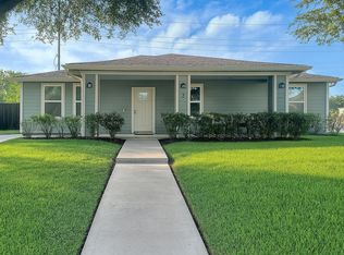 2 Becca Ct, Brookshire, TX 77423