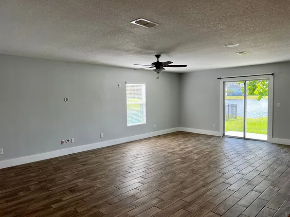 237 Brooklet Cir, Saint Marys, GA 31558