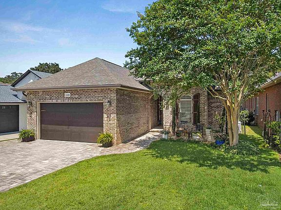2nd image of 1329 Autumn Breeze Cir
