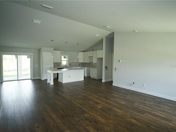5th image of 171 Mark Twain Ln