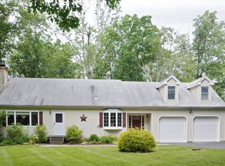 157 Featherbed Ln, Flemington, NJ 08822