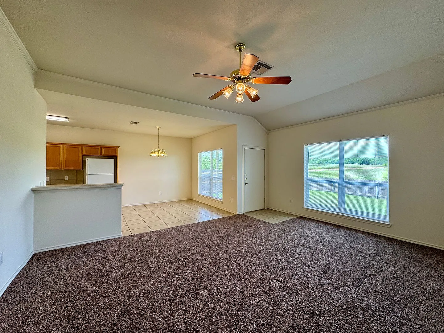 Duplex — Photo 2